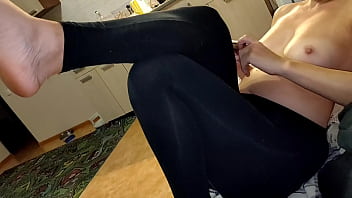 Stepsister Teases With The Smell Of Her Smelly Feet